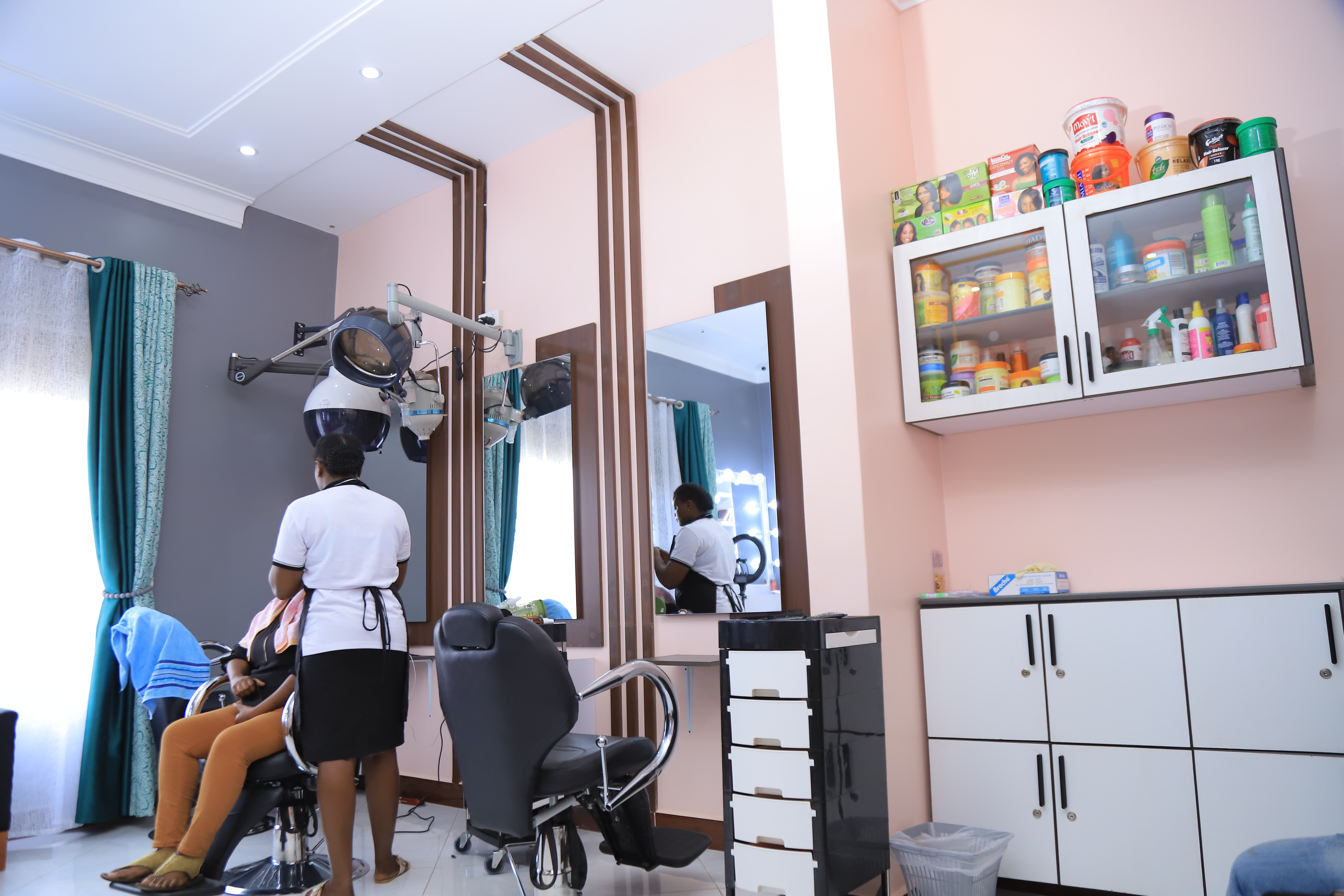African woman at luxury salon